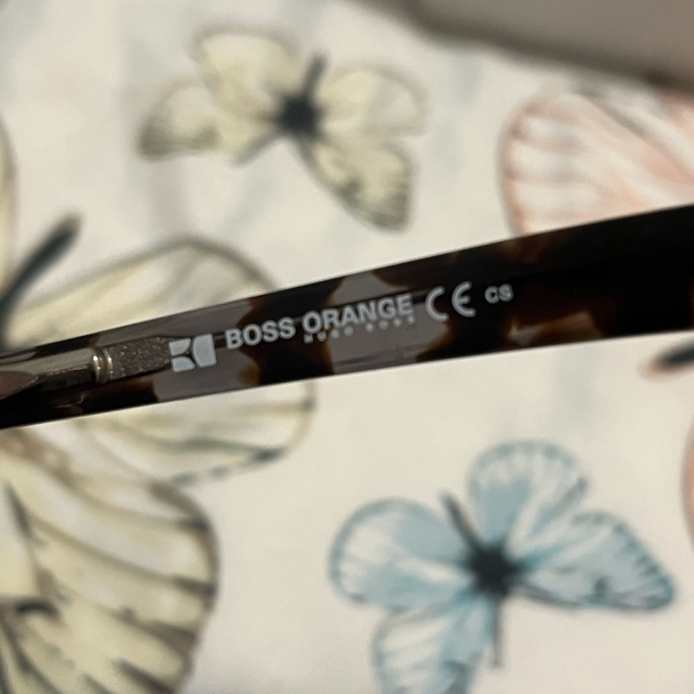 Hugo Boss Transparent Gray Rectangular Glasses - Picture 4 of 5